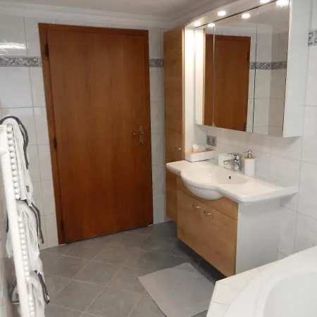 公寓 Gollner 乌登斯